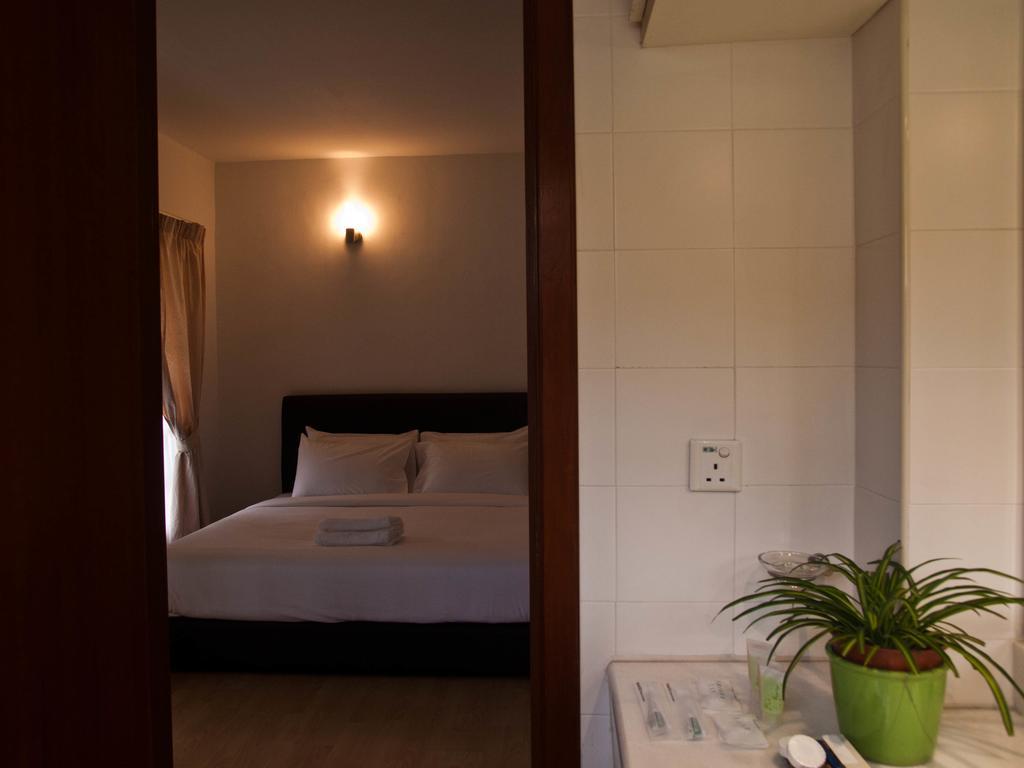 5 Twenty Ampang Hilir Pensión Kuala Lumpur Exterior foto